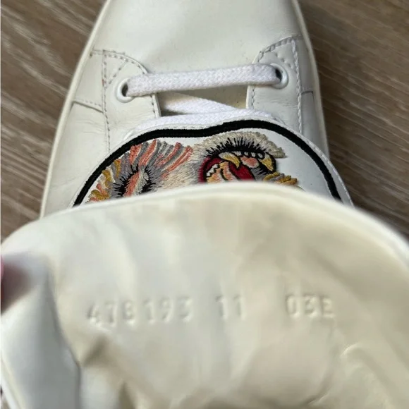 Men’s Gucci White High-Top Sneakers with Tiger Patch
